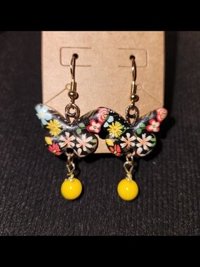 Vintage-Style Black Floral Butterfly Drop Earrings with Vibrant Yellow Bead